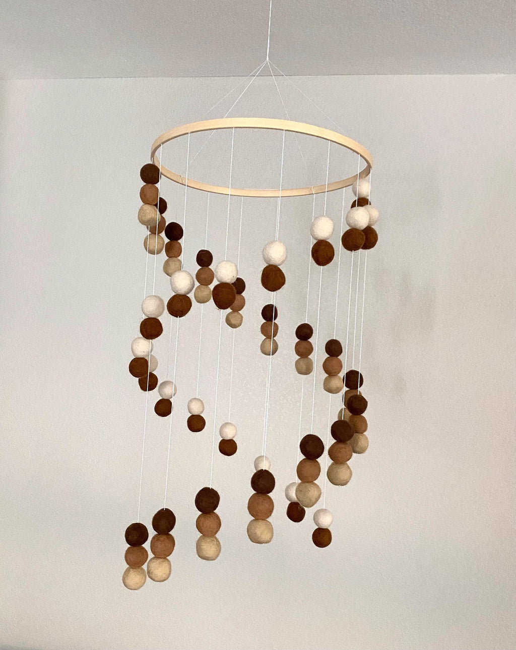 Felt wool ball mobile, pom pom mobile, felt pom pom mobile, felt ball mobile, minimalist mobile, boho nursery decor