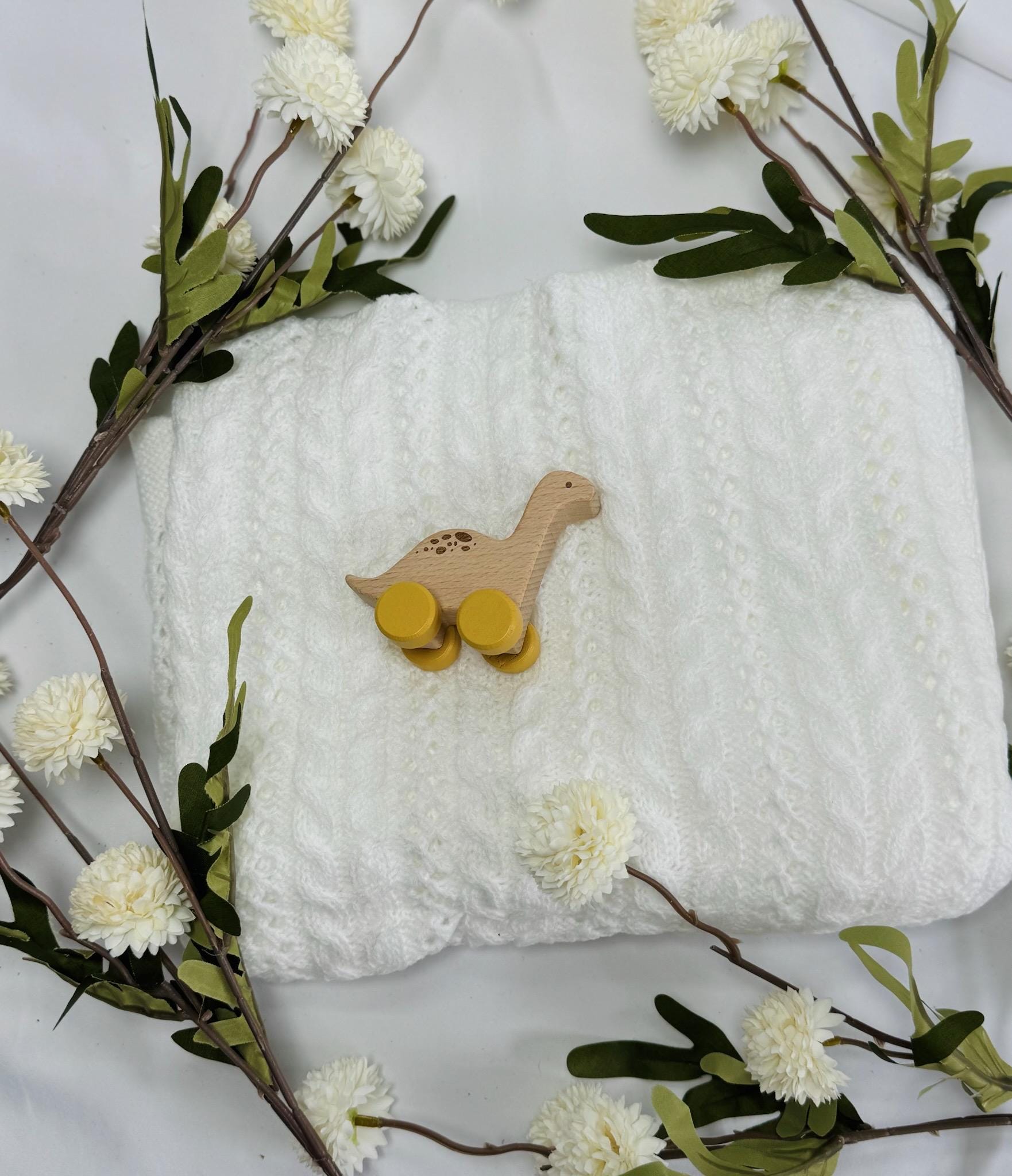 Baby Gift Box, Baby Shower Gift Box, Baby Gift Box Set, Baby Girl Present, Welcome Baby Gift, Newborn Gift Set, Baby Shower Gift Basket