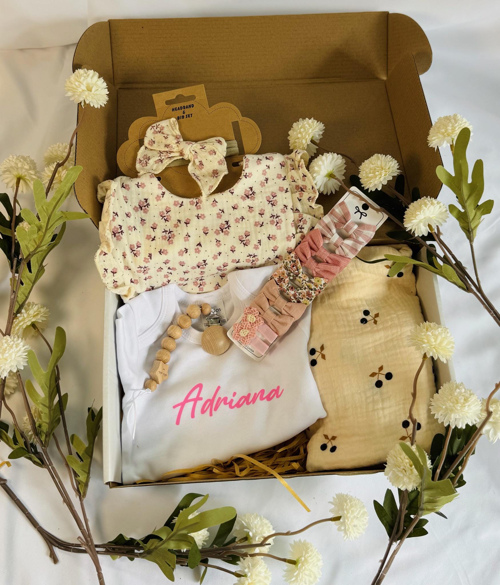 Baby Gift Box, Baby Shower Gift Box, Baby Gift Box Set, Baby Girl Present, Welcome Baby Gift, Newborn Gift Set, Baby Shower Gift Basket