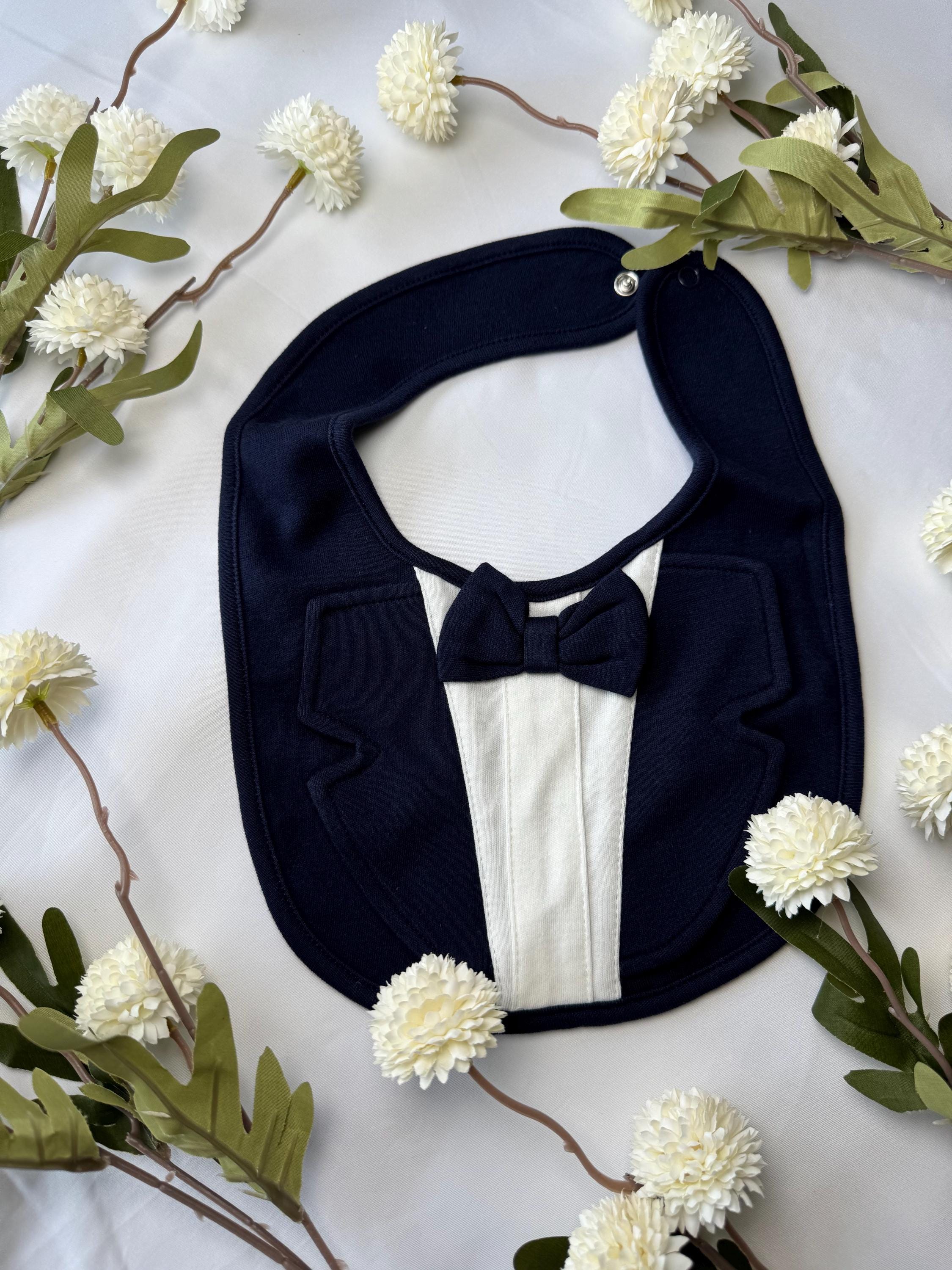 Christmas gift box Baby Boy Gift Box – Blue Button-Up Outfit, Tuxedo Bib & Wooden Toy – Newborn Shower Present