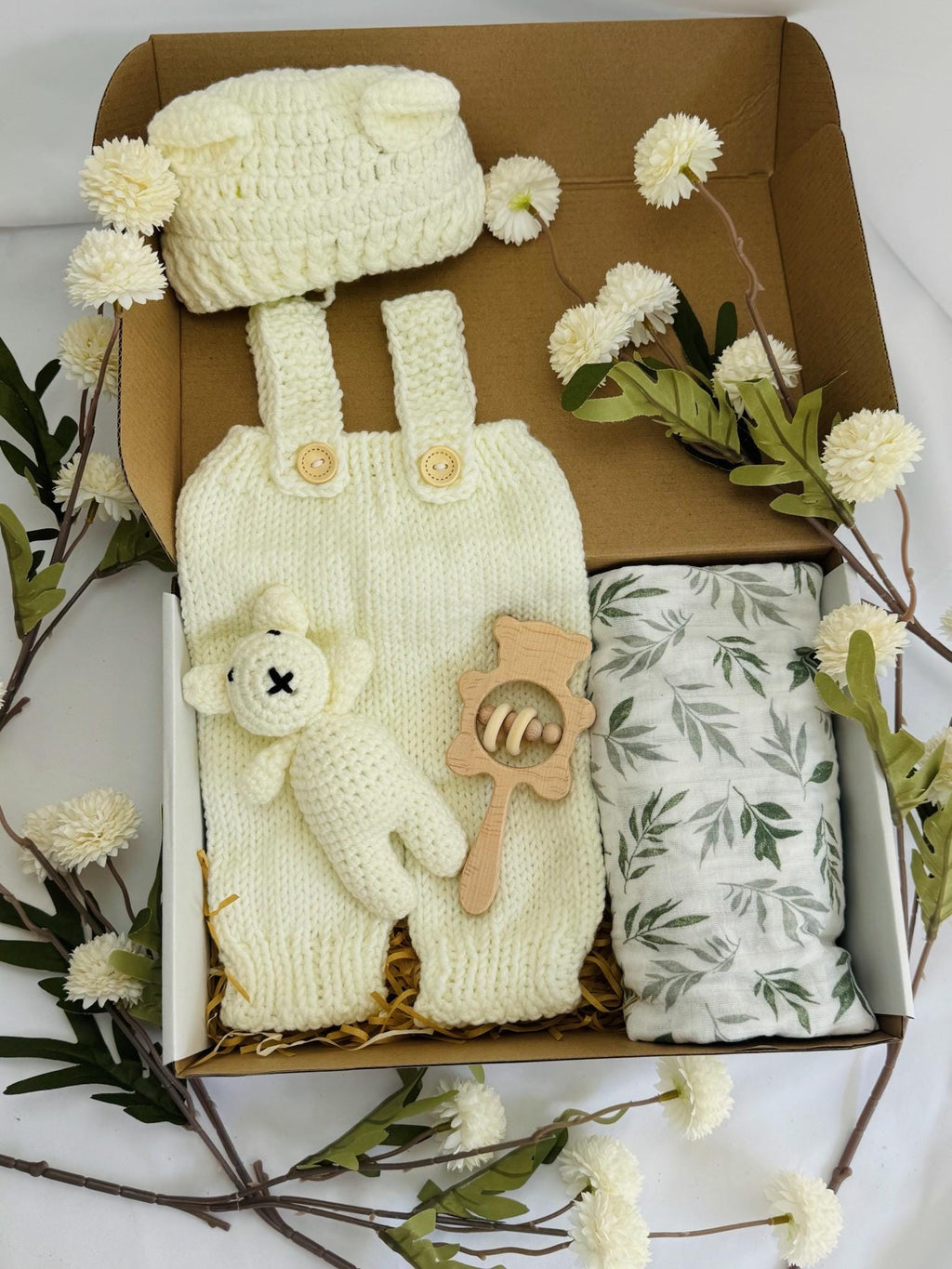 Baby Gift Box, Baby Shower Gift Box, Baby Gift Box Set, Baby Girl Present, Welcome Baby Gift, Newborn Gift Set, Baby Shower Gift Basket
