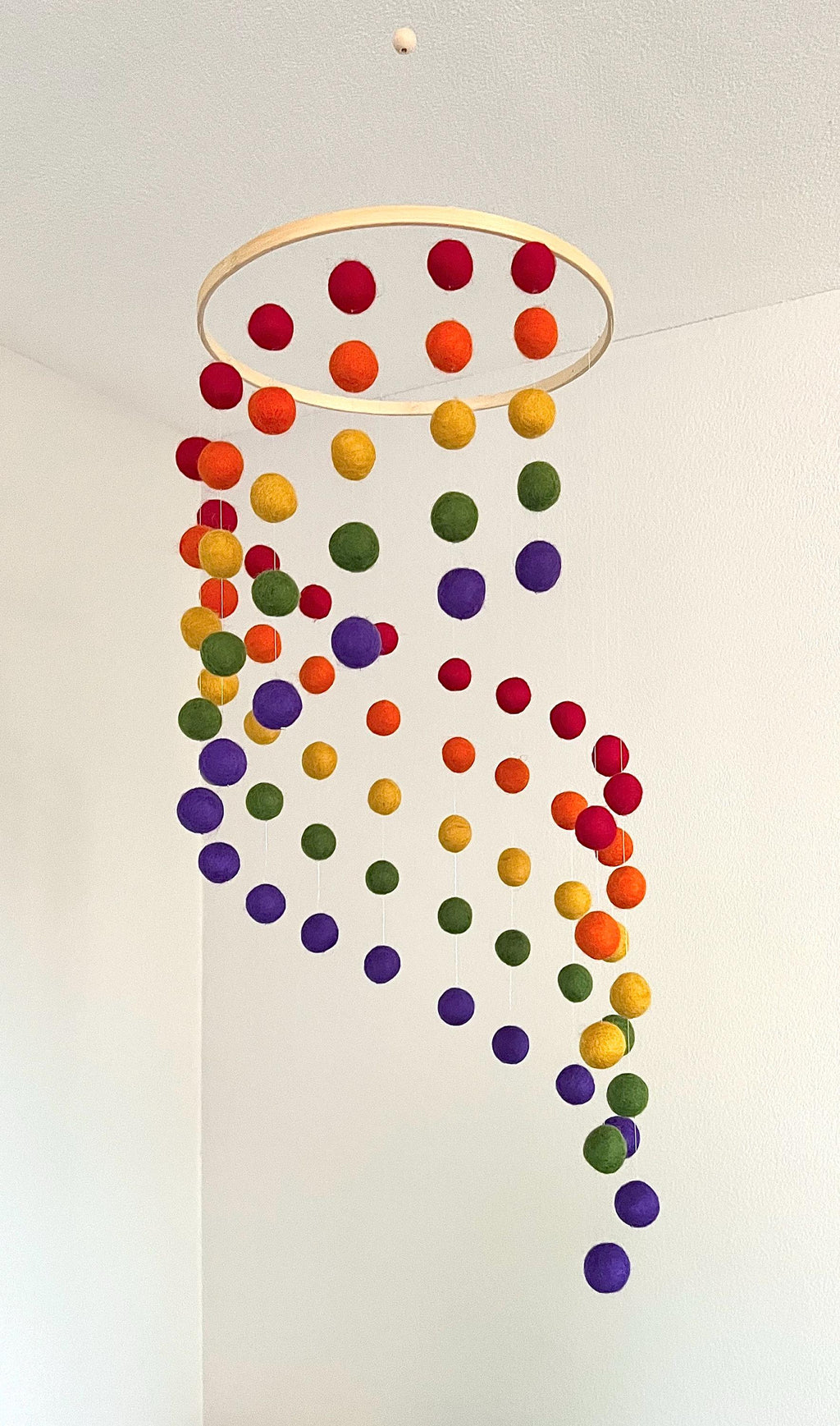 Rainbow felt wool ball mobile, pom pom mobile, felt pom pom mobile, felt ball mobile, minimalist mobile, boho nursery decor
