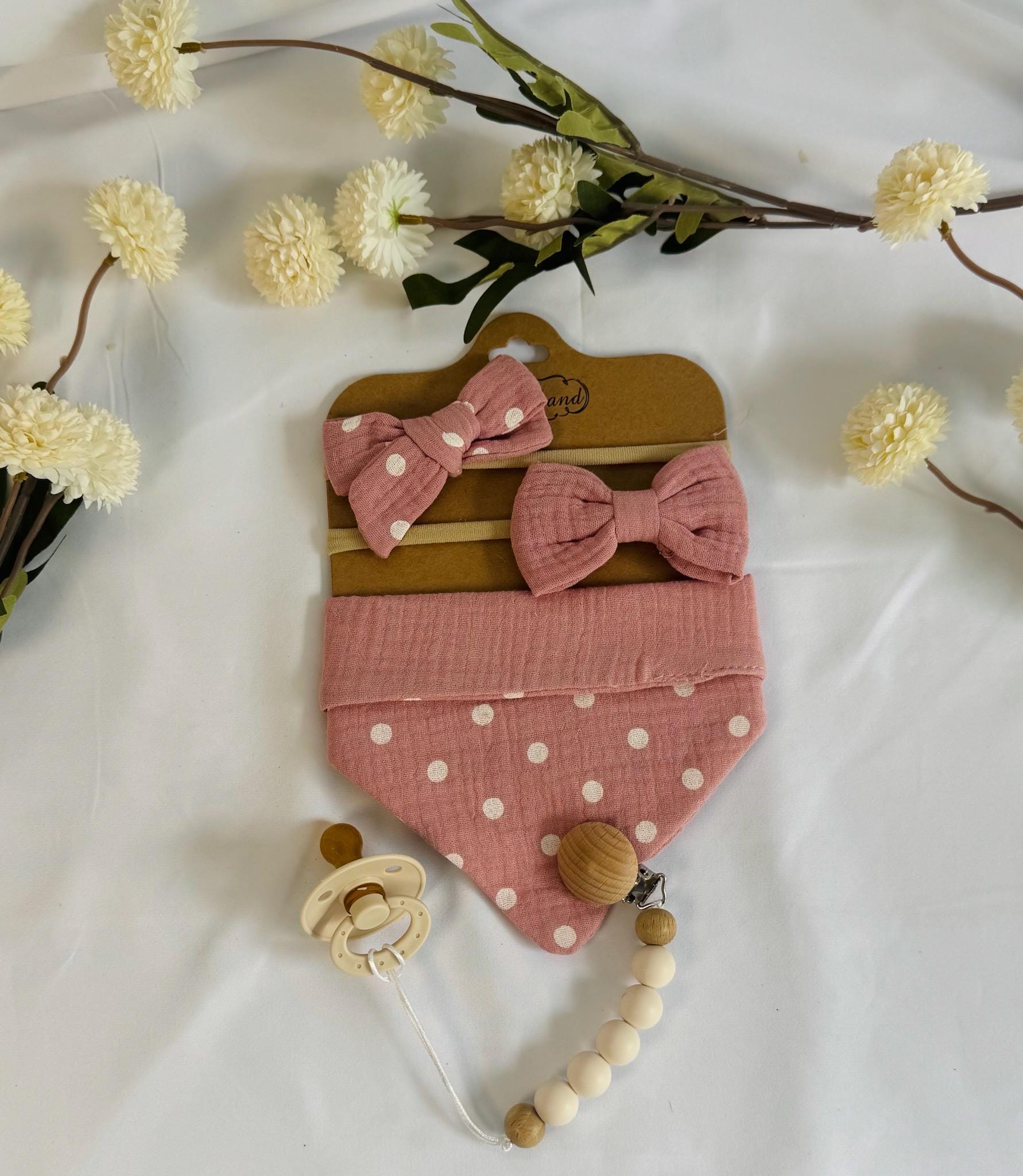 Baby Gift Box, Baby Shower Gift Box, Baby Gift Box Set, Baby Girl Present, Welcome Baby Gift, Newborn Gift Set, Baby Shower Gift Basket