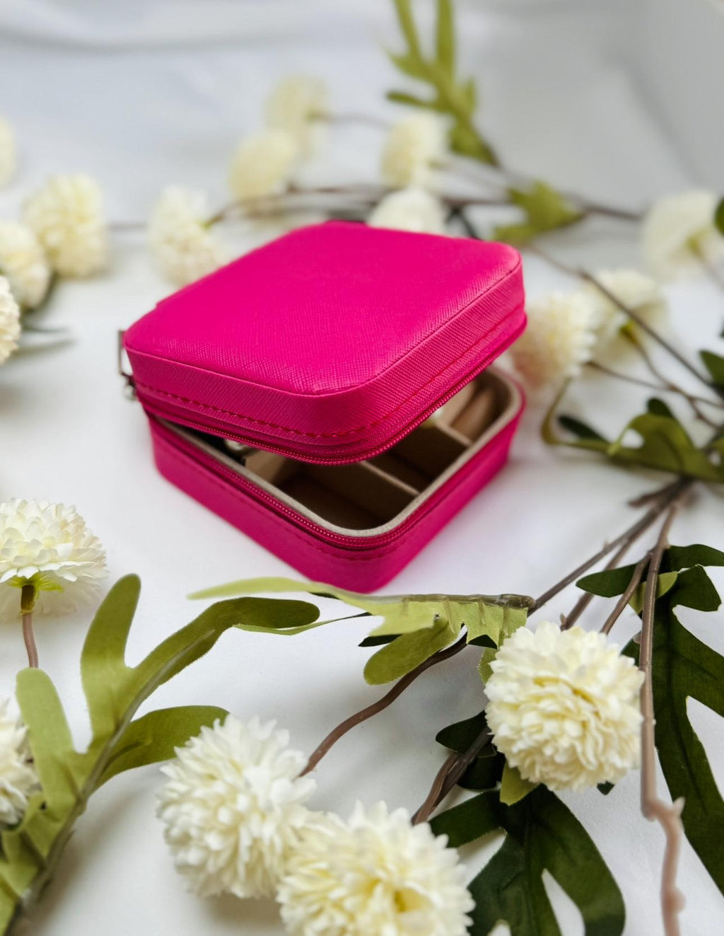 Teen Girl Gift Set | Cute Hair Clips, Scrunchie, Jewelry Box & Bath Bombs | Pamper Kit