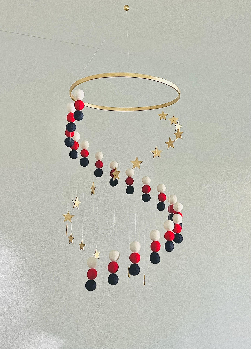 Gold stars and white, red, navy blue felt wool ball mobile, pom pom mobile, boho spinning mobile, minimalist mobile