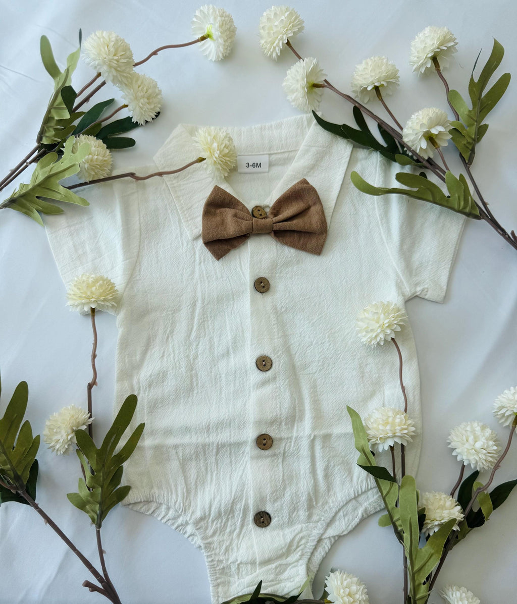 Baby Boy Gift Box – Newborn Outfit Set with Bowtie, Wooden Toy Truck & Swaddle Blanket | Baby Shower Gift | 3-6 Months