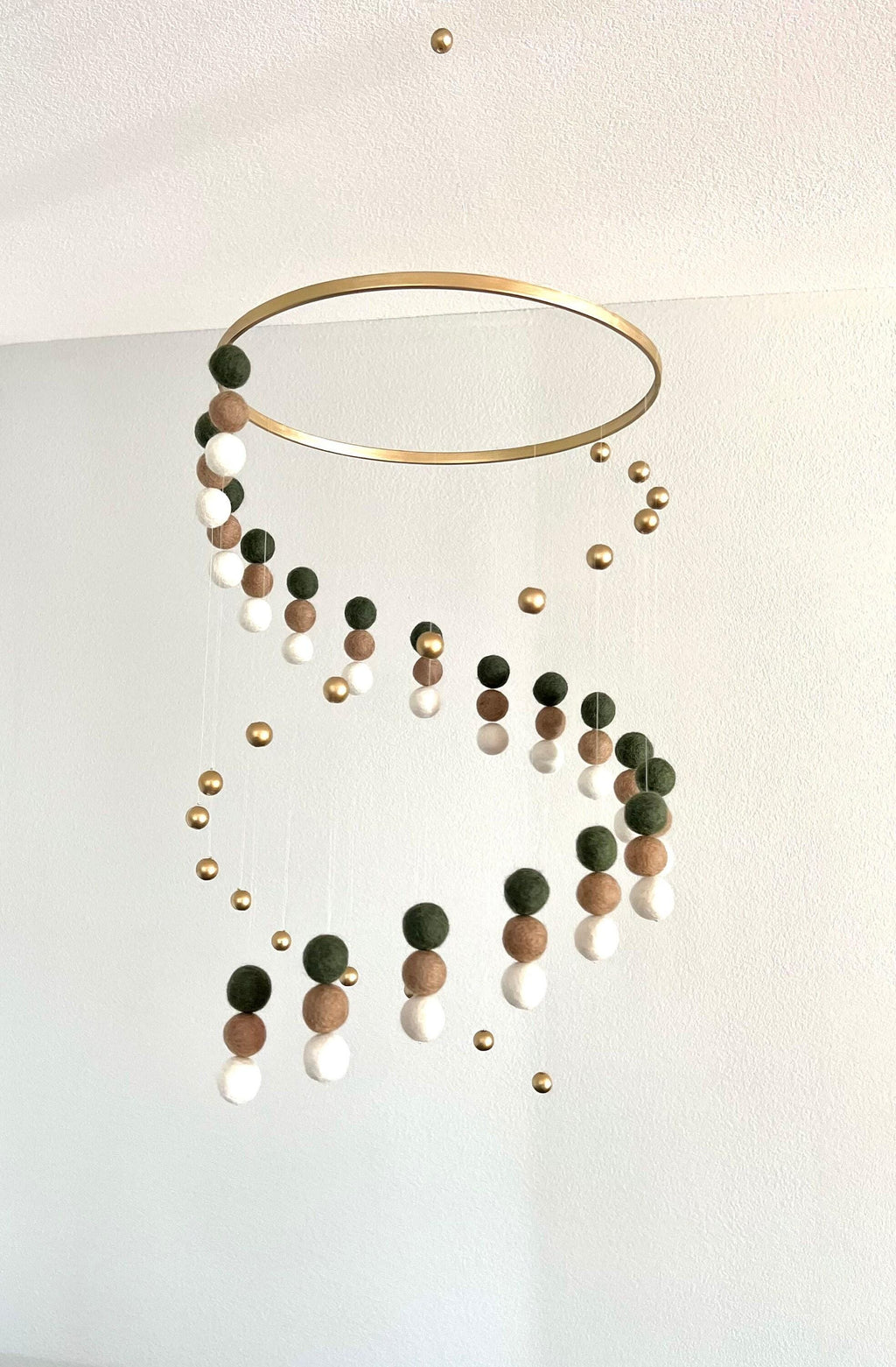 Gold balls and felt wool ball mobile, pom pom mobile, felt pom pom mobile, spinning mobile, minimalist mobile, boho nursery decor