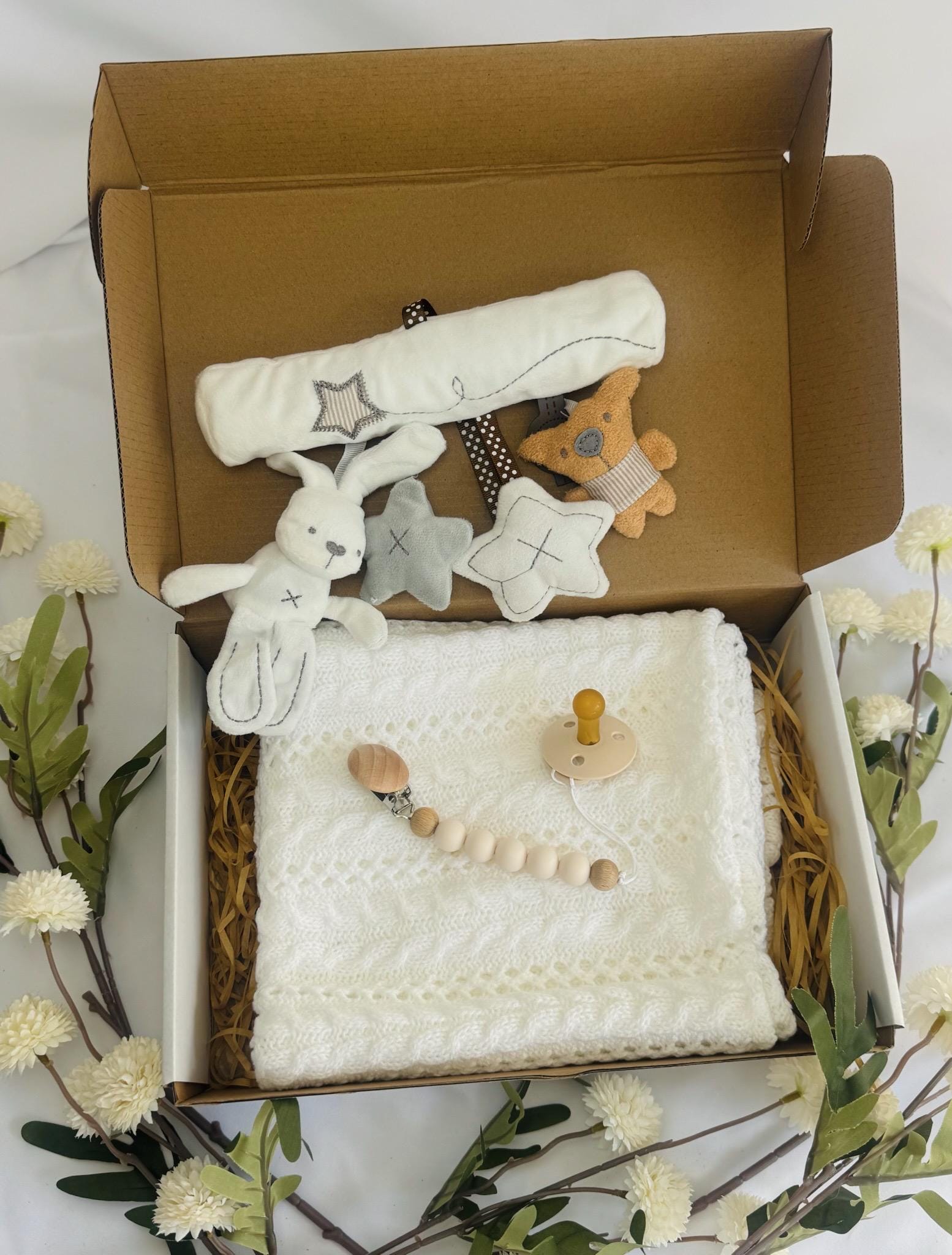 Baby Gift Box, Baby Shower Gift Box, Baby Gift Box Set, Baby Girl Present, Welcome Baby Gift, Newborn Gift Set, Baby Shower Gift Basket