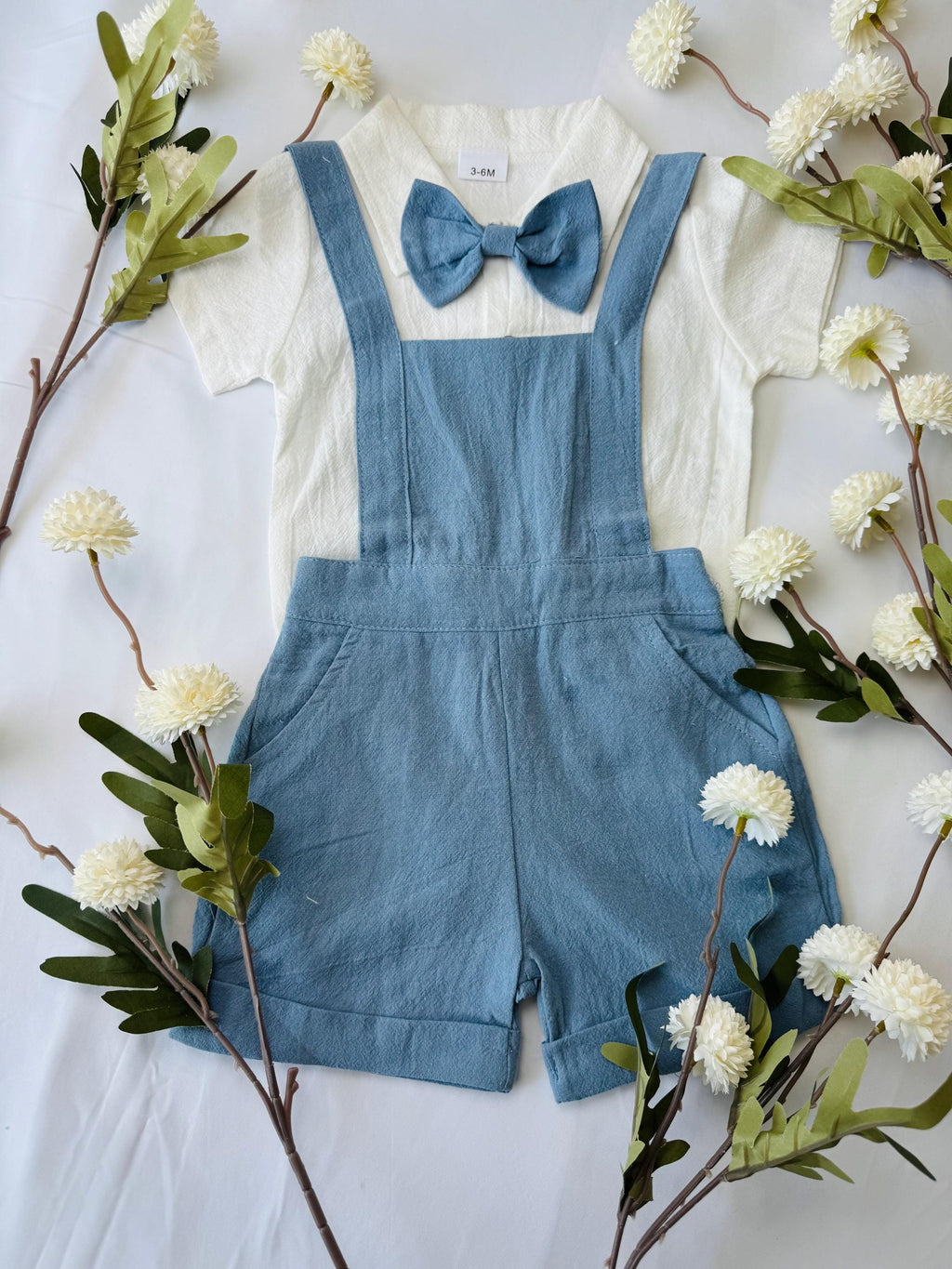 Baby Boy Gift Box – Newborn Outfit Set with Bowtie, Wooden Toy Truck & Swaddle Blanket | Baby Shower Gift | 3-6 Months