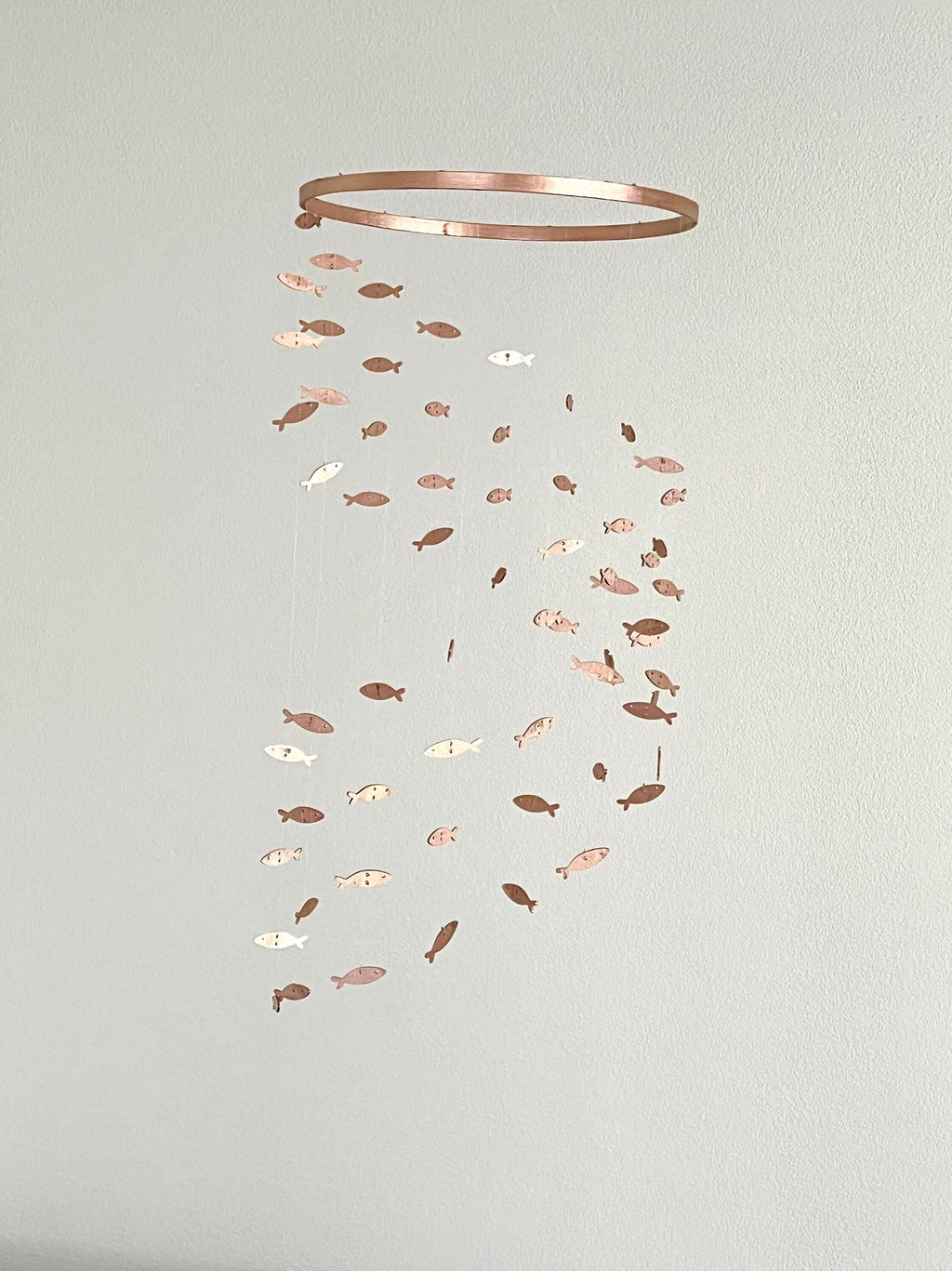Rose gold fish baby mobile, marine crib mobile nursery, night baby mobile, kids mobile, minimalist mobile, gender neutral wood mobile